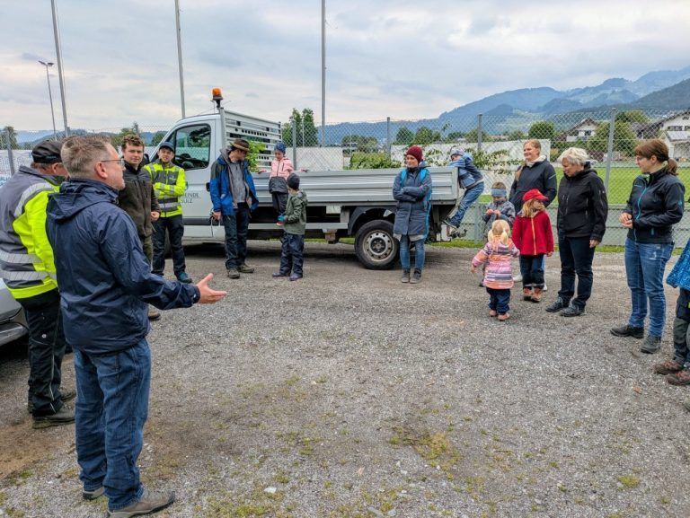 Sulner Auwald: 100 Bäume gepflanzt: Kurz vor der Pflanzaktion.