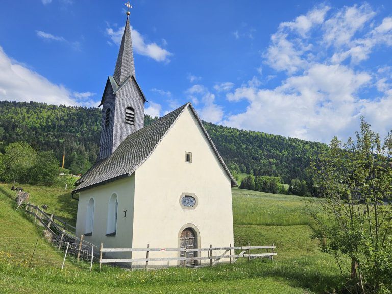 Die restaurierte Glocke der Riefensberger St. Anna Kapelle kann wieder geläutet werden.