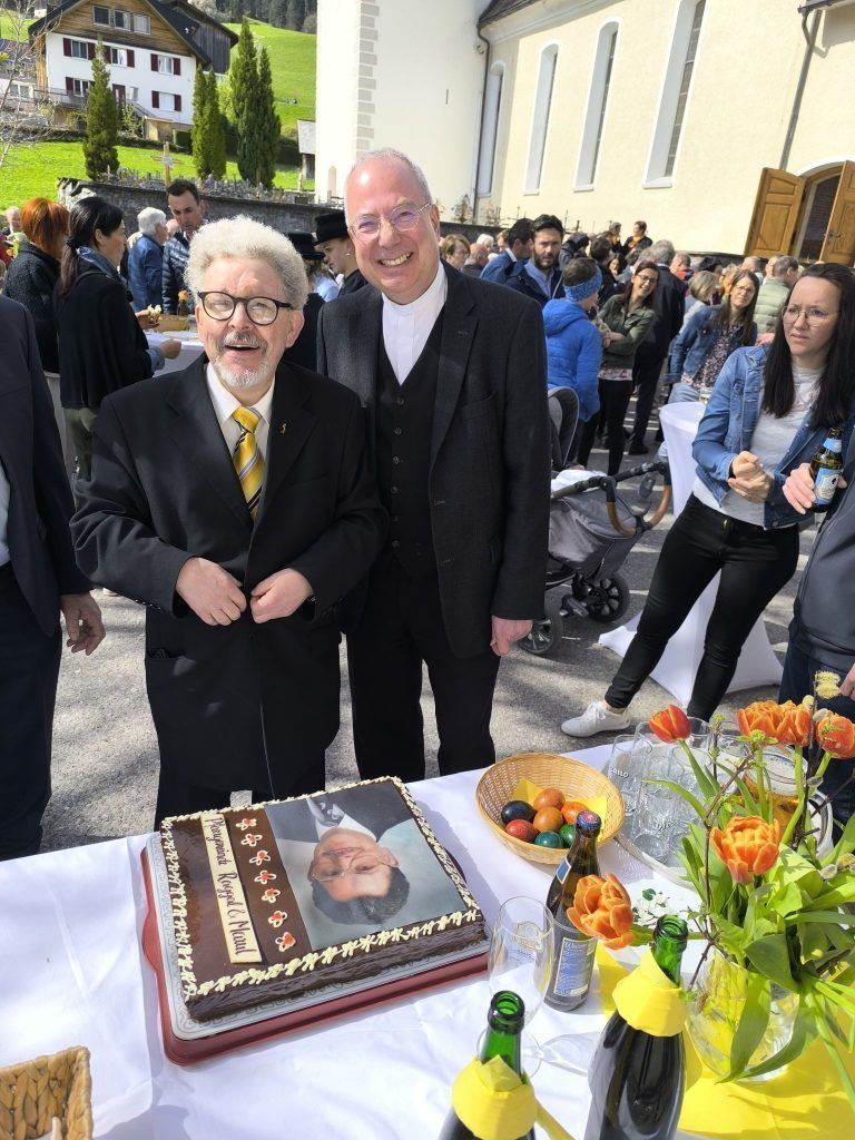 Nachruf auf Bruno Bonetti: Ein Priester mit Leib und Seele: Bruno Bonettis Abschied in Raggal wurde gebührend gefeiert.