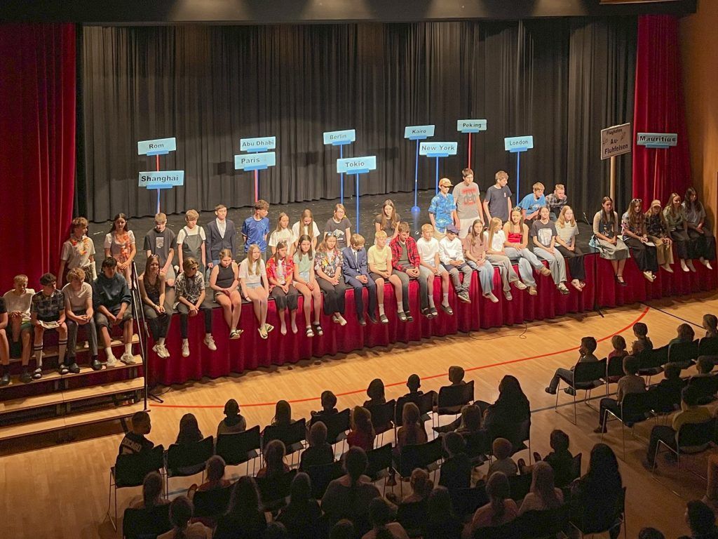 „Tropical Night“: Ein Abend voller Spaß und Talent in Au
