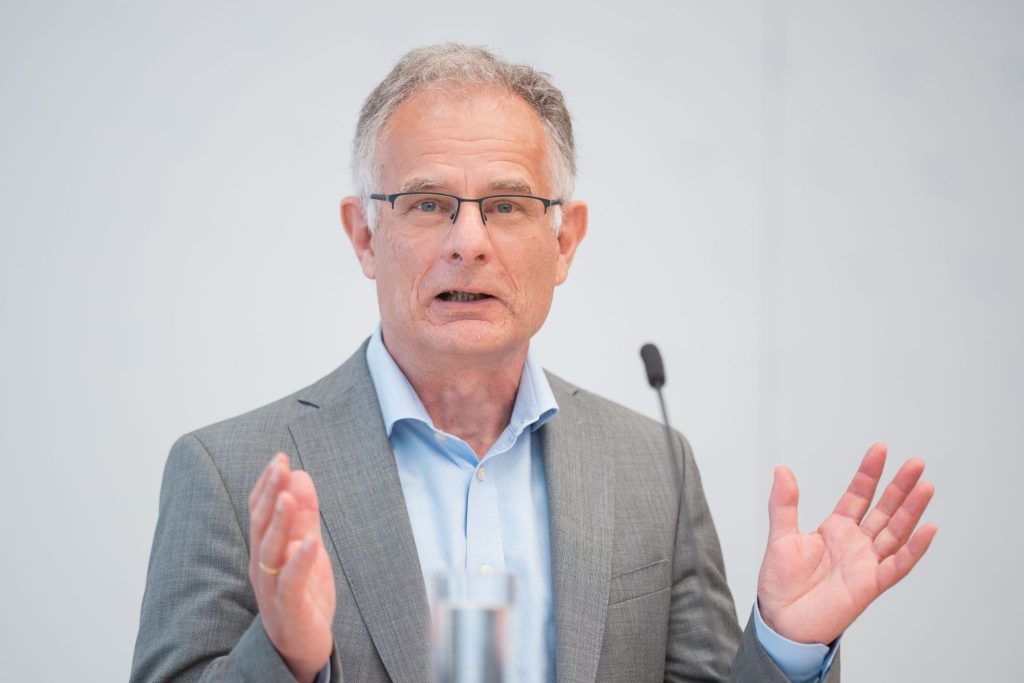 Größere Sparpakete drohen