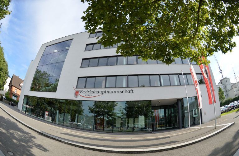 Weniger Bezirkshauptmannschaften: Zweifel an Einsparungspotenzial