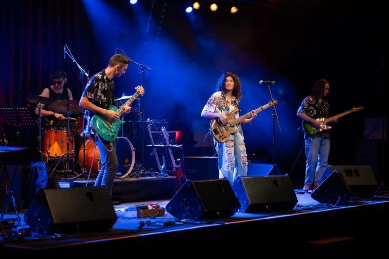 „podium.jazz.pop.rock…