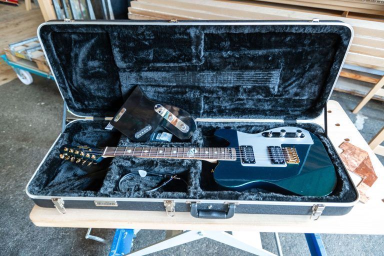 Gitarren-Innovation mit Wurzeln in Vorarlberg – MagTone Guitars