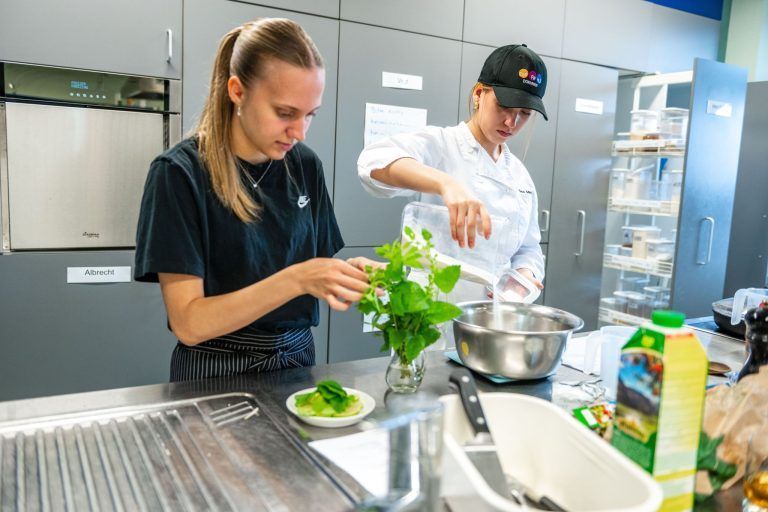 Prüfungskochen für Matura an der HLS Dornbirn Haselstauden