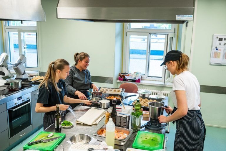 Prüfungskochen für Matura an der HLS Dornbirn Haselstauden