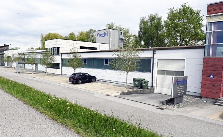 Rotes Kreuz und Wasserrettung Hard ziehen um