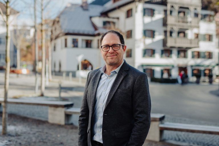 Bürgerliste „Metnand för Schru“ mit Bürgermeisterkandidat Jürgen Haller