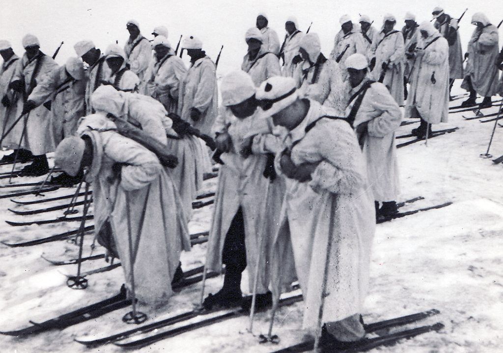 Zeitzeugen erinnern sich an den Krieg: "Der Scharfschütze gibt einen Schuss ab. Er hätte auch auf mich zielen können"