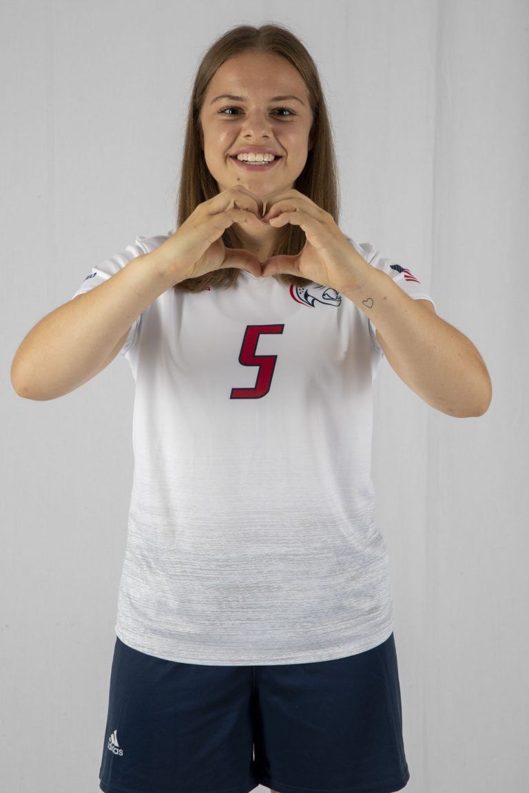 Leonie Salzgeber Frauenfußball Amerika