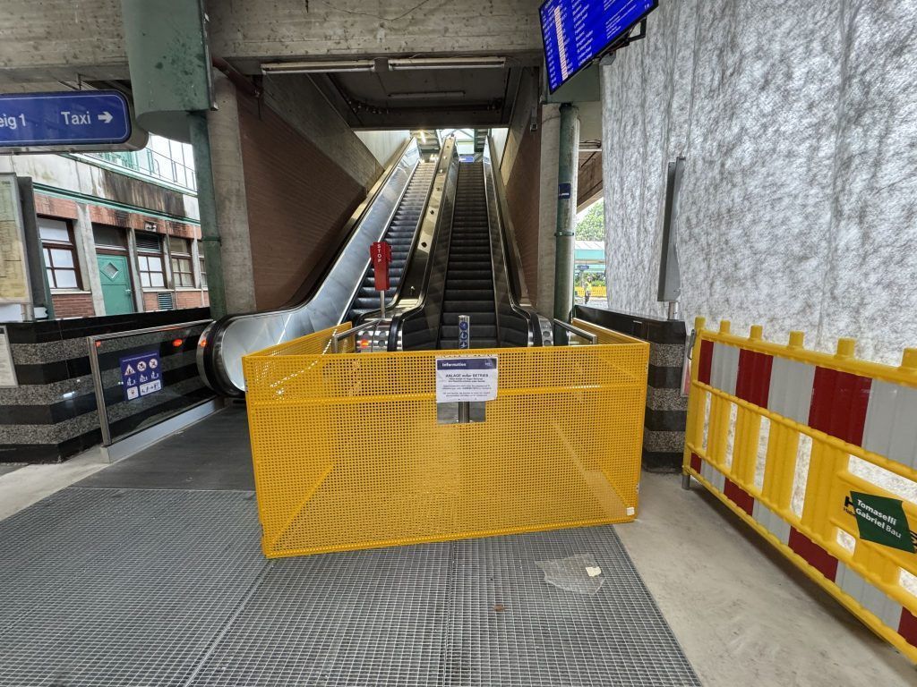 Nichts rollt mehr: Das ist der Grund für den erneuten Rolltreppen-Stillstand am Bahnhof Bregenz