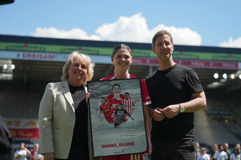 Frauenfußball