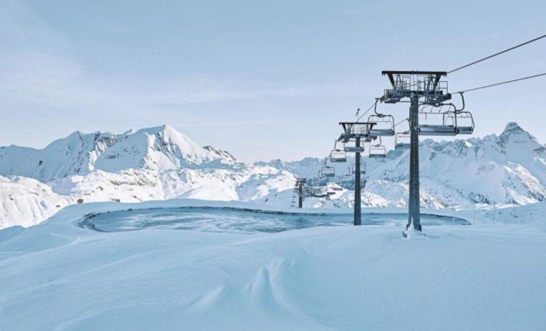 Der April kann’s für den Winter noch richten: Der Speichersee und das ausgeklügelte System, diesen bei Bedarf „nachzufüllen“, machte eine ausreichende Beschneiung im Warther Skigebiet möglich und gewährleistete beste Pistenverhältnisse bis zum letzten Tag der Saison.