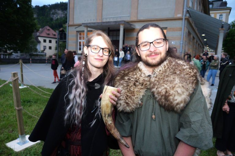 Ein magisches Montfortspektakel : Dorina und Niklas hatten viel Spaß auf dem Ritterturnier.