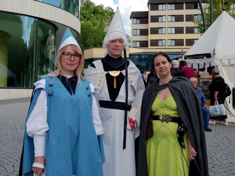 Ein magisches Montfortspektakel : Katharina genoss mit Freunden das Mittelalter-Spektakel.