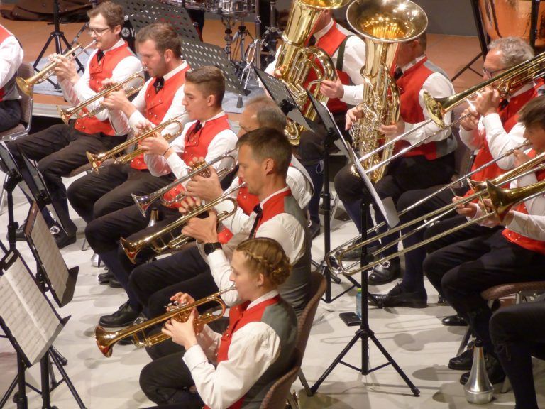 1000 Musikanten stellen sich der Wertung: Volle Konzentration ist bei den Darbietungen der Wertungsstücke gefragt.