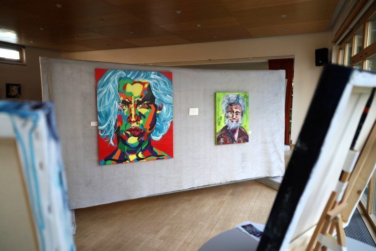 Melitta Ratz: Kunst im Pfarrsaal: die Ausstellung von Melitta Ratz im Hörbranzer Pfarrsaal sorgte für Aufmerksamkeit