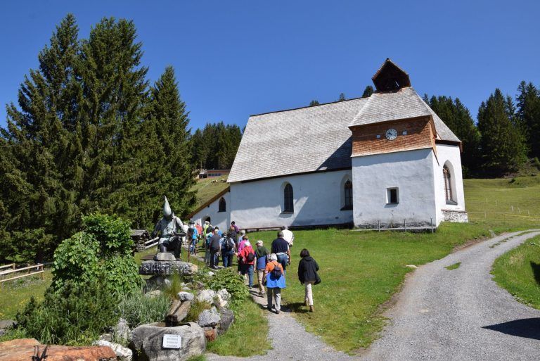 Am Kristberg, St. Agathakapelle - Außenaufnahmen: Juni 2020, Innenaufnahme: August 2019