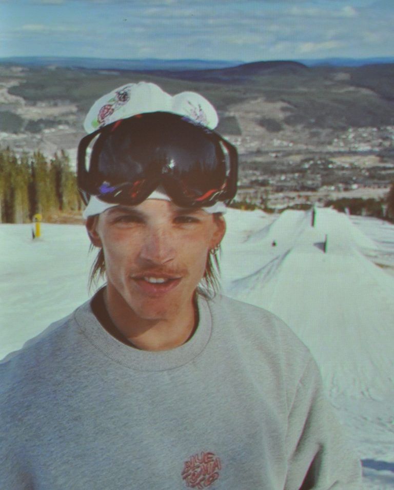 Erfolge auf und neben der Piste: Einen Videogruß sendete Freestyler Julius Forer.