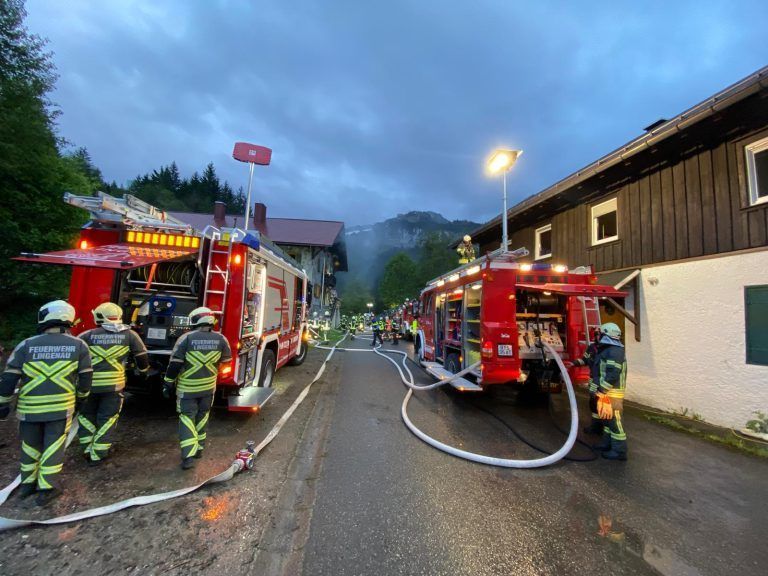 Für den Ernstfall bestens gerüstet: Die Koordination zwischen den Feuerwehren wurde bei der Übung getestet.