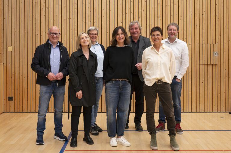Einblicke - Tone Bechters Filmpremiere: Der neue Vorstand vom Verein akkurat