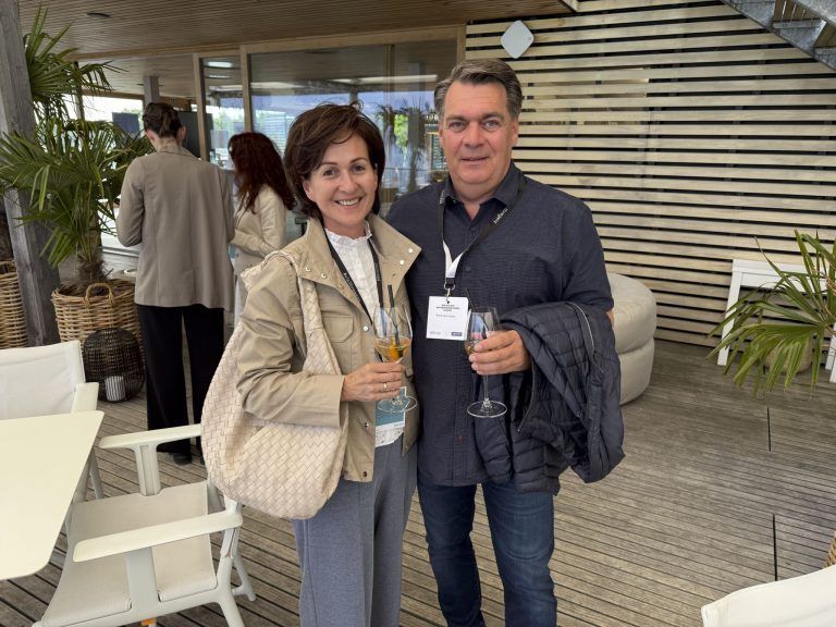 Petra und Markus Lampert (Sentech) kamen ins Badehaus