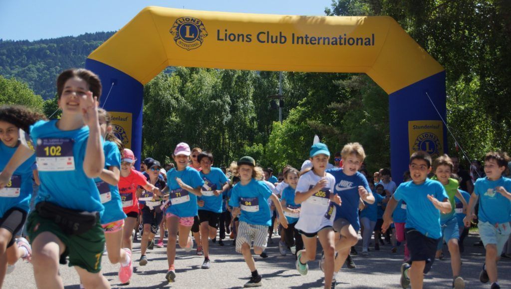 Lions helfen „laufend ums Festspielhaus“