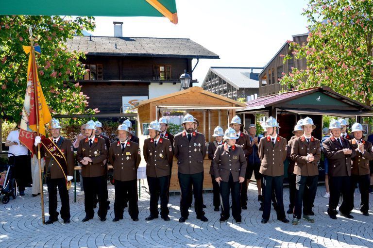 Festpremiere bei Kaiserwetter: Ortsfeuerwehr Schruns