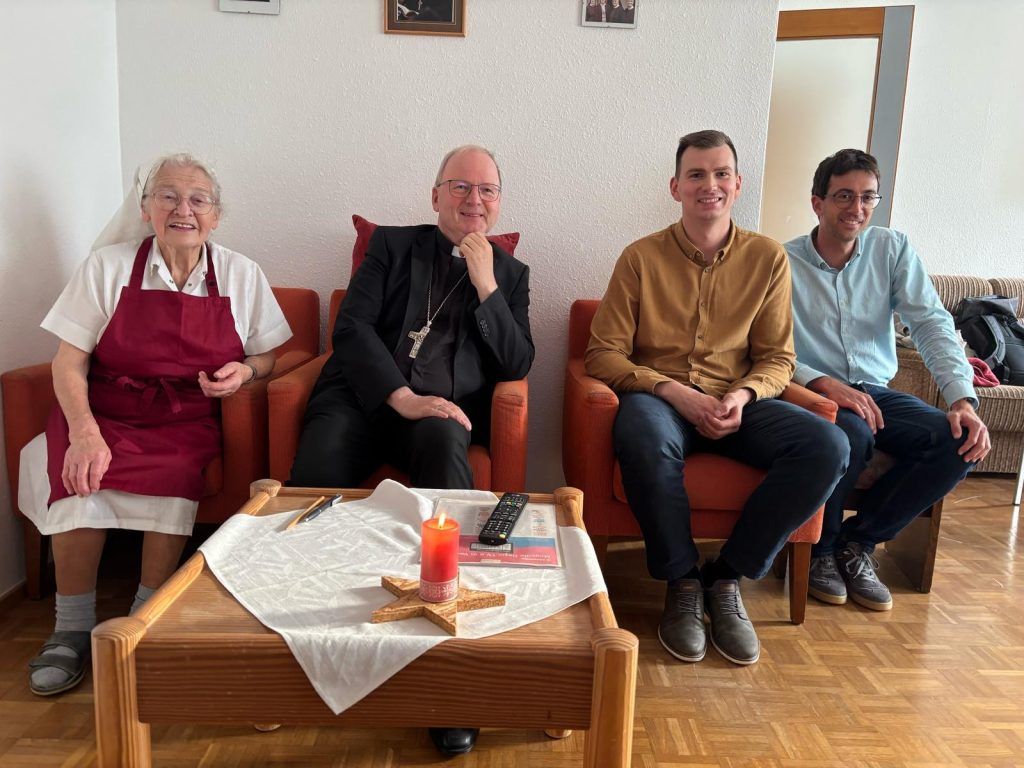 &#8220;Ich freue mich sehr&#8221; – Das sagt Bischof Benno Elbs zum neuen Papst