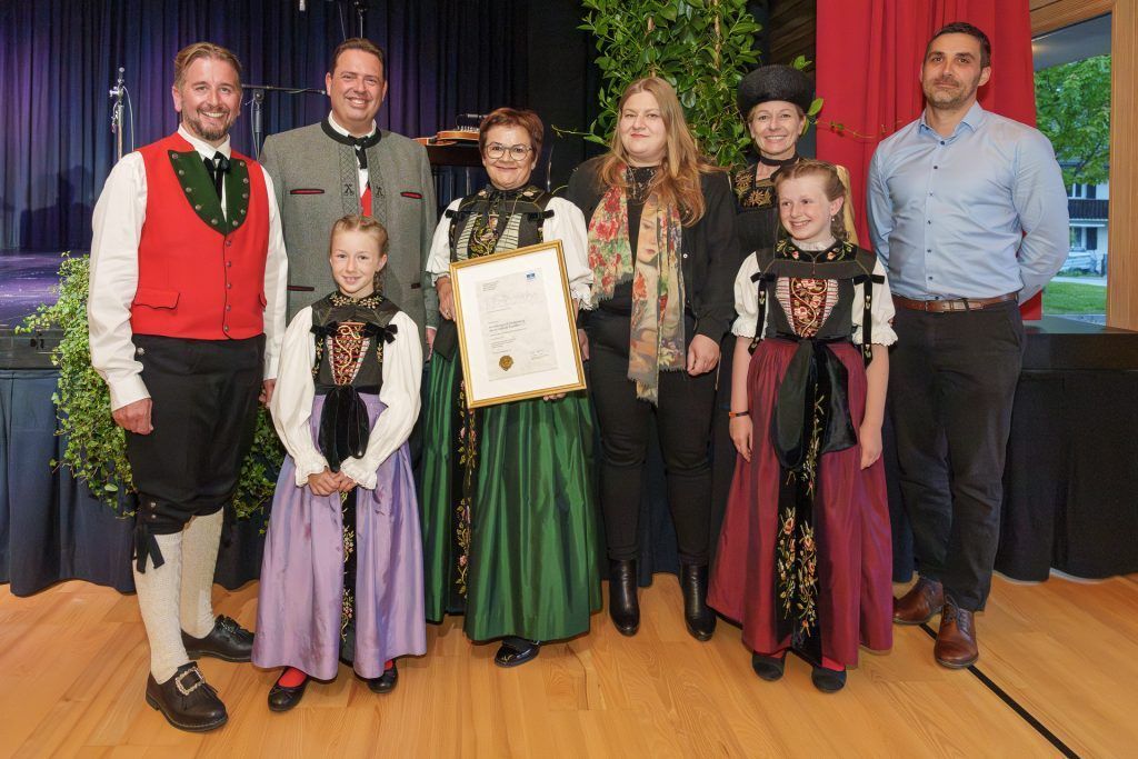 Montafoner Trachten als immaterielles Kulturerbe gefeiert