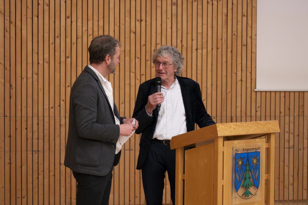 „Hoffnung auf Freiheit“: Tone Bechter feierte Filmpremiere in Au