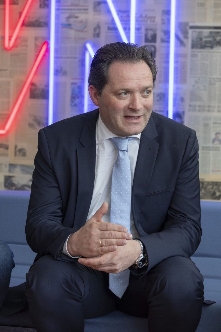 Minister über Wolf: "Ich spreche mich gegen eine Verharmlosung aus"