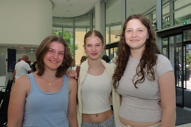 Saxophon in seiner ganzen Bandbreite: Emely, Hanna und Elisabeth feierten das Konzert.