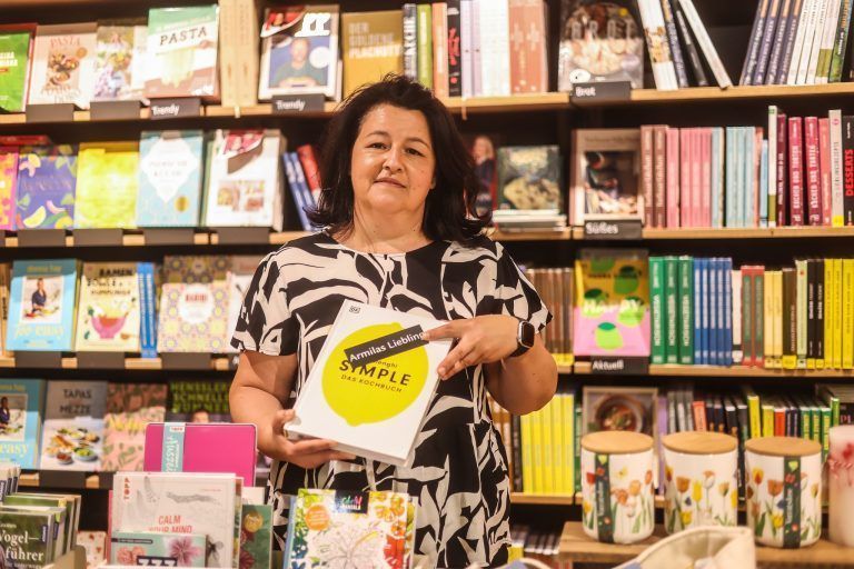 "Kinder sollen zu einem Buch kommen": Buchhändlerin Armila Hafuric über ihre Mission bei der Buch am Bach