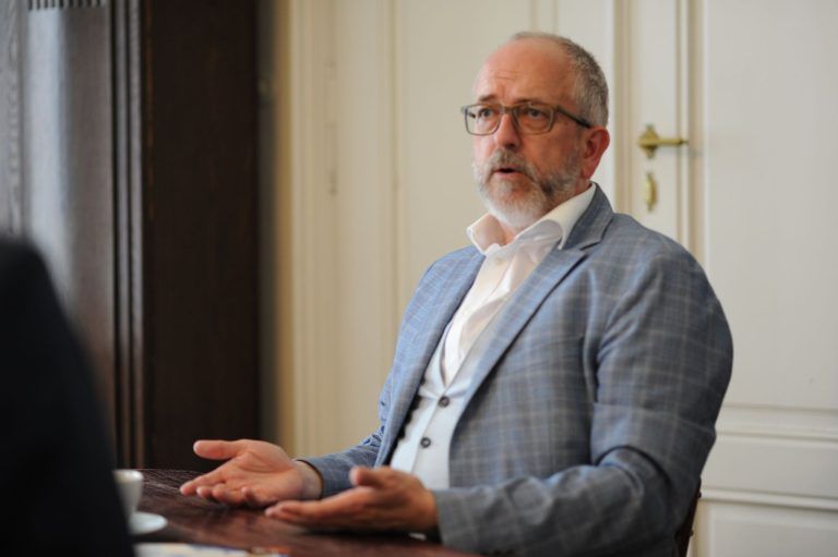 Unterschätztes Fest mit Sprengkraft: Ralf Stoffers ist Österreichs neuer Landessuperintendent. Pfingsten ist für ihn „ein Fest der Hoffnung wider den Augenschein“. (Foto: epd/Uschmann)