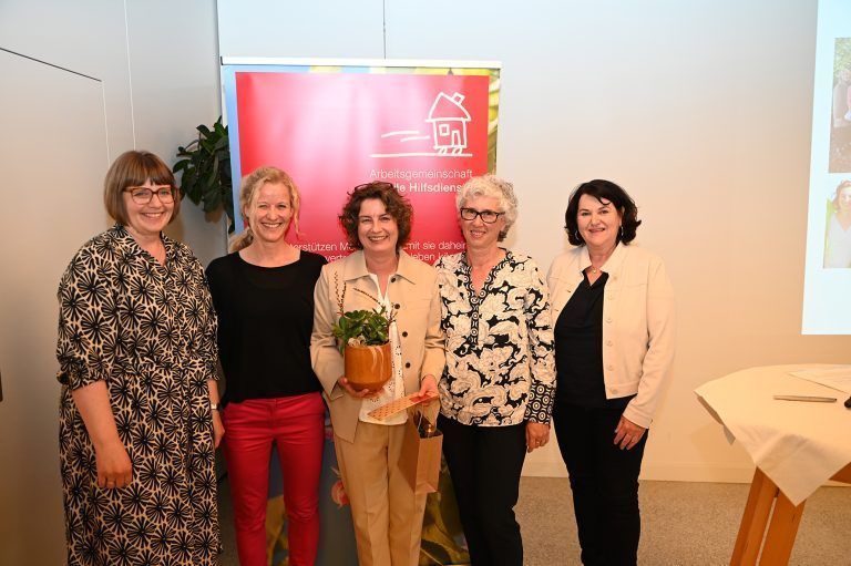 Das Team: Carmen Miller, Karoline Ebner, Simone Bemetz-Kochhafen, Maria Fitz-Florian und Gabi Kühne. - ARGE Mobile Hilfsdienste - Generalverammlung, Mobile Hilfsdienste, Betreuung