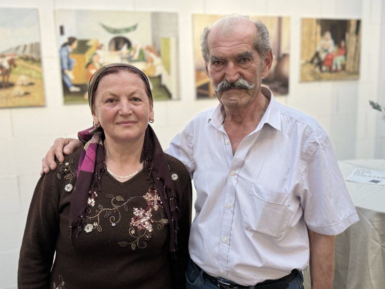 Hirtensalat und Torte : Künstler Hüseyin Demir mit Aynur.