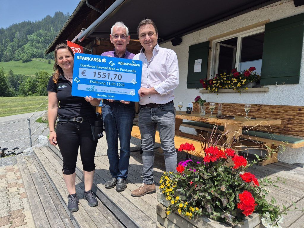 Mit einem Kuchenstück etwas Gutes tun: Über 1500 Euro für Schmetterlingskinder gesammelt