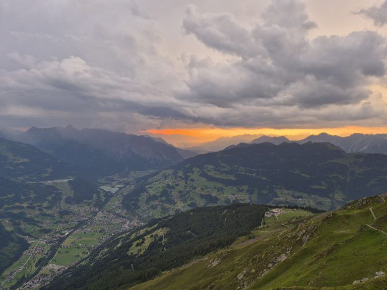 Sonnenwendfeuer am Hochjoch mit Walter Zudrell