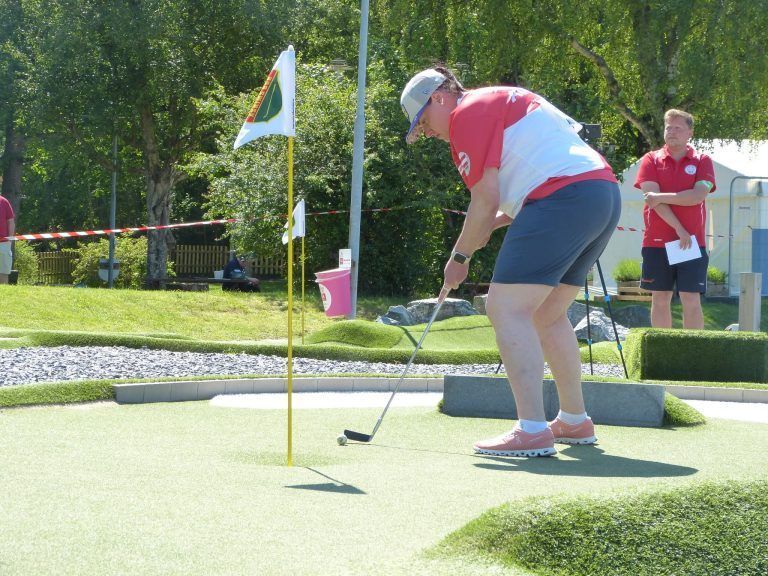 Mathias Jagschitz wird Vizeweltmeister bei Adventure Golf Masters: Stefanie Emich überzeugte auf allen Linien.