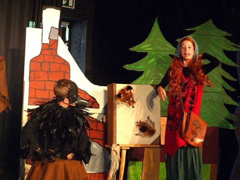 Bühne frei für die Hexe : Gabriel Höfner ist auch wichtig, dass die Kinder beim Theaterspielen Selbstbewusstsein lernen.