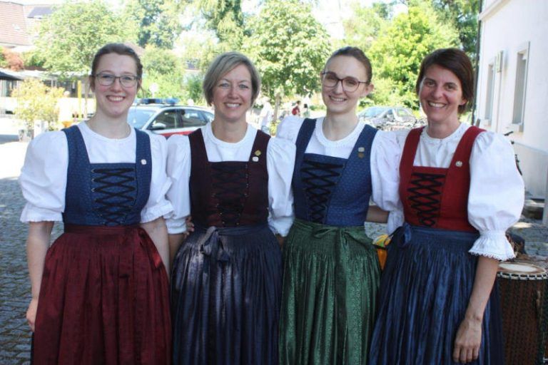 Rankweil feiert kulturelle Vielfalt mit Tanz, Musik und Kulinarik: Die Trachtengruppe Rankweil wird mit professionellen Tänzen glänzen.