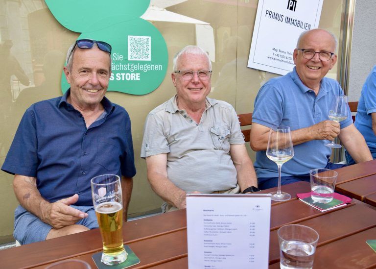 Klangwolke schwebte überm Städtle: Reinhard Kremsl, Karlheinz Dobler und Ernst Koblbauer, v. l.