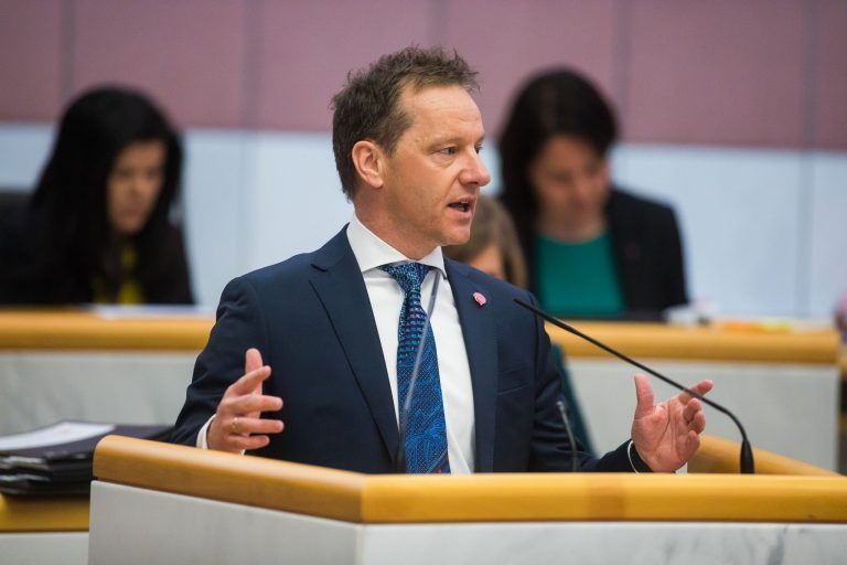 "Mein Tag hat nur 24 Stunden": Neos-Abgeordneter tritt zurück