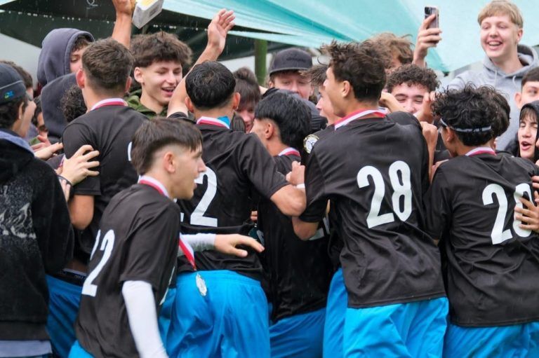 Bundessieger im Fußball: PTS Dornbirn ist bestes österreichisches Team. 