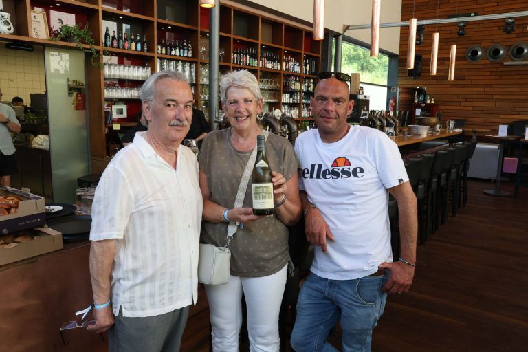 Weindorado popt in Braugaststätte auf: Ernst und Eva Jankovec und Michael Gamon (Fohrenburg).