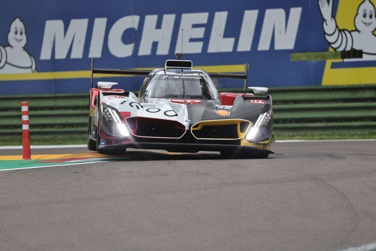 18. – 20. April 2025 | 6h Rennen - FIA World Endurance Championship (FIA WEC) Lauf 2 in Imola (ITA) #20 BMW M Hybrid V8 mit den Fahrern Robin Frijns (NED), René Rast (GER) und Sheldon van der Linde (RSA)