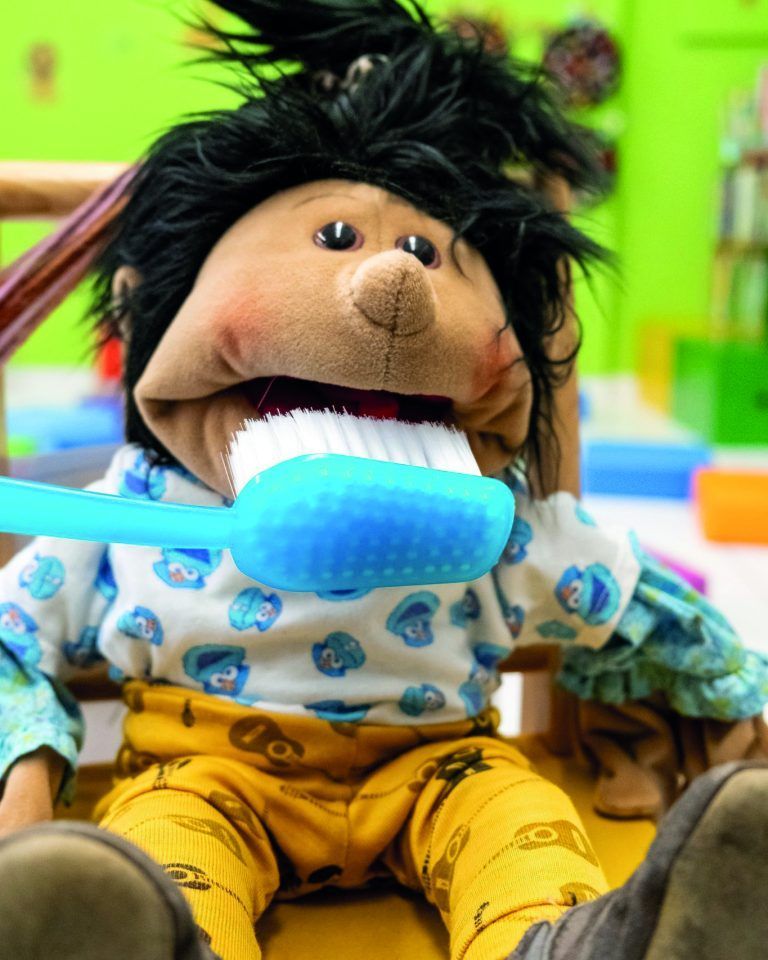 Autorin Nadine Kegele schrieb ein Zahnputz-Bilderbuch für Kleinkinder; Vorarlbergerin des Tages