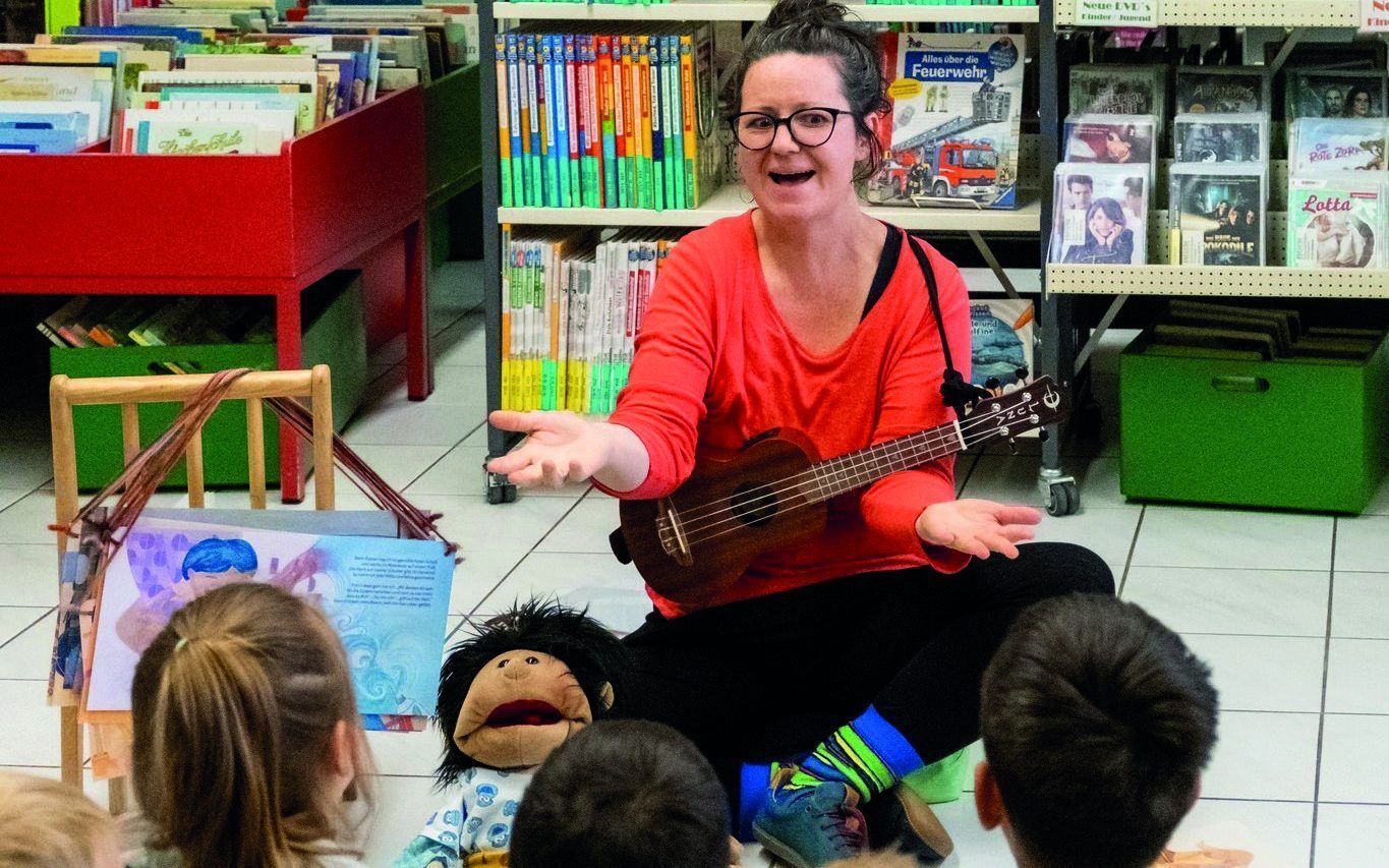 Autorin Nadine Kegele schrieb ein Zahnputz-Bilderbuch für Kleinkinder; Vorarlbergerin des Tages