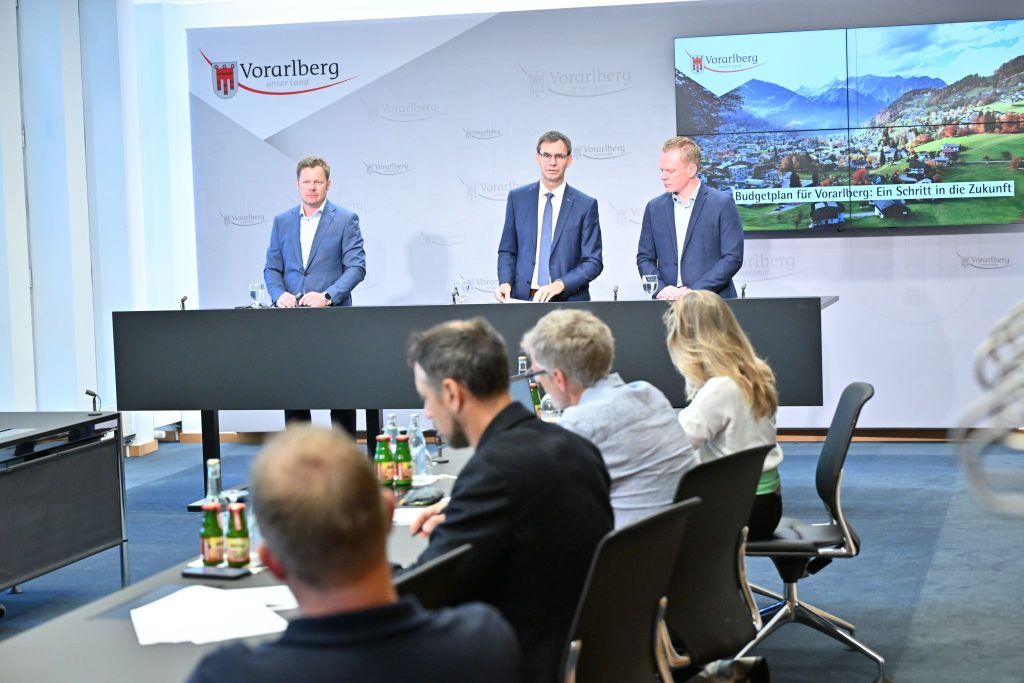 Landesregierung nimmt Millionen-Kredit auf